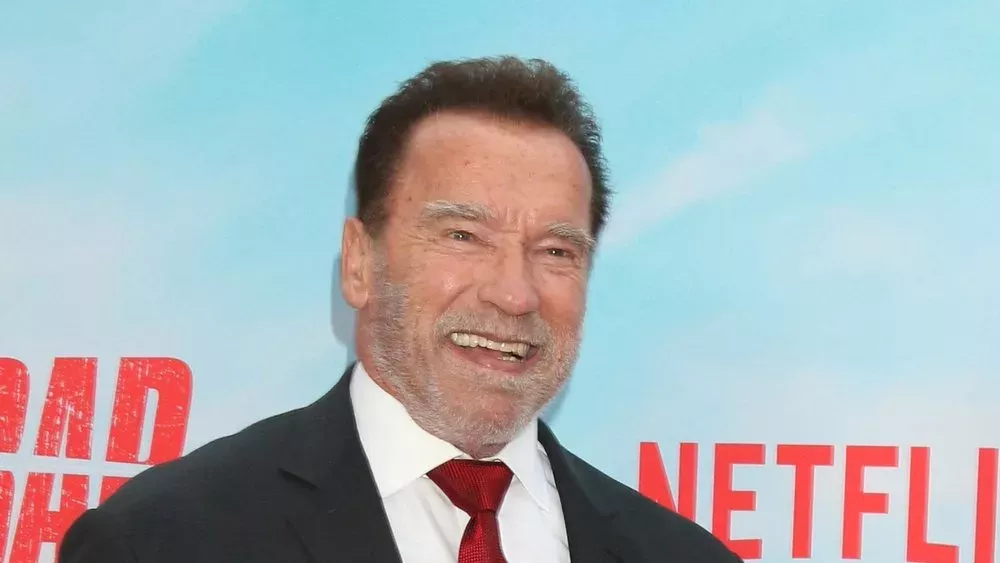 Arnold Schwarzenegger: Der Wachs-Terminator ist mit dem Bike unterwegs