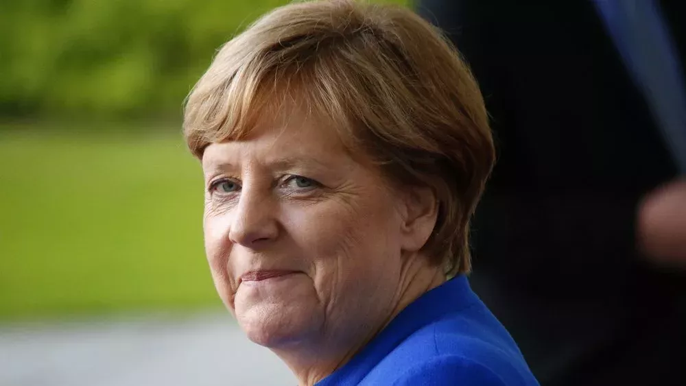 Angela Merkel gibt erstes TV-Interview nach ihrer Kanzlerschaft