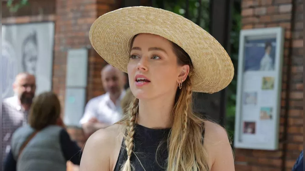 Blickt Amber Heard mit Hoffnung auf die Zukunft?