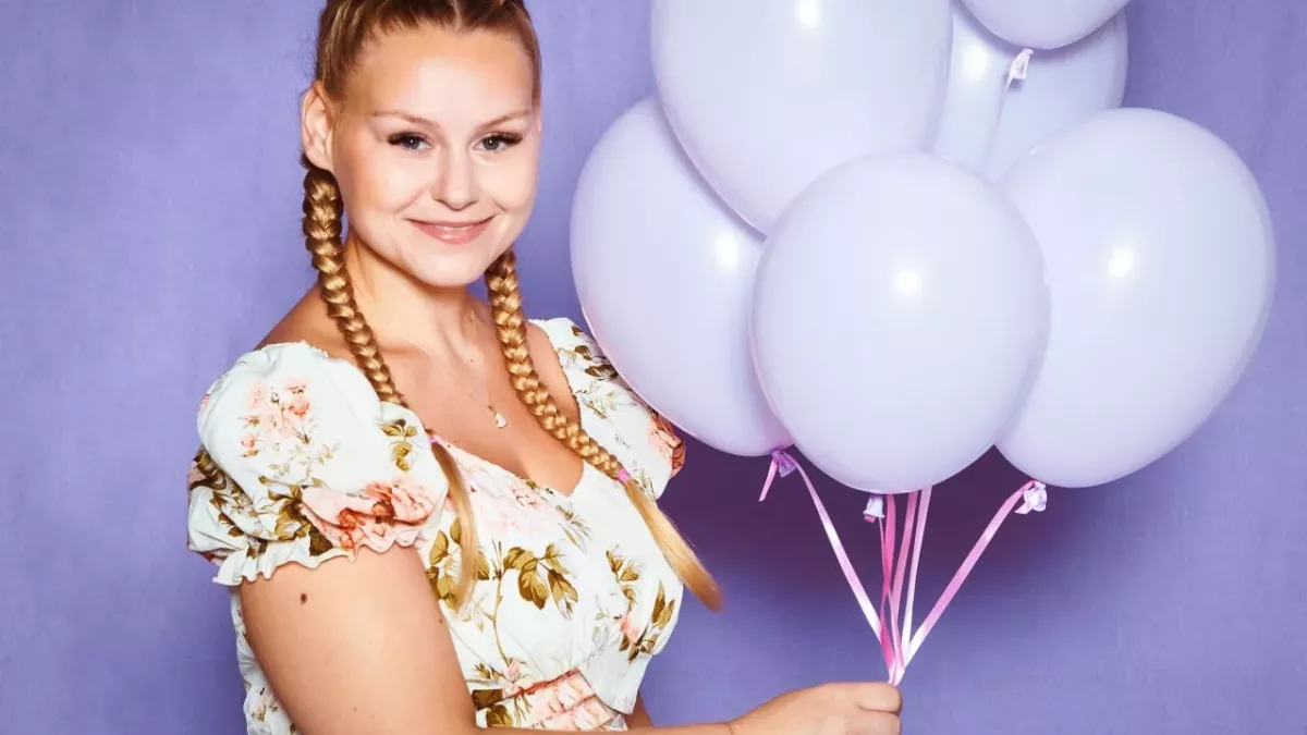 Die Wollnys, TV & Serien, Sarah-Jane Wollny, Liebe