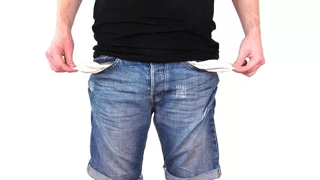 Diese Promis steckten schon im Schuldensumpf