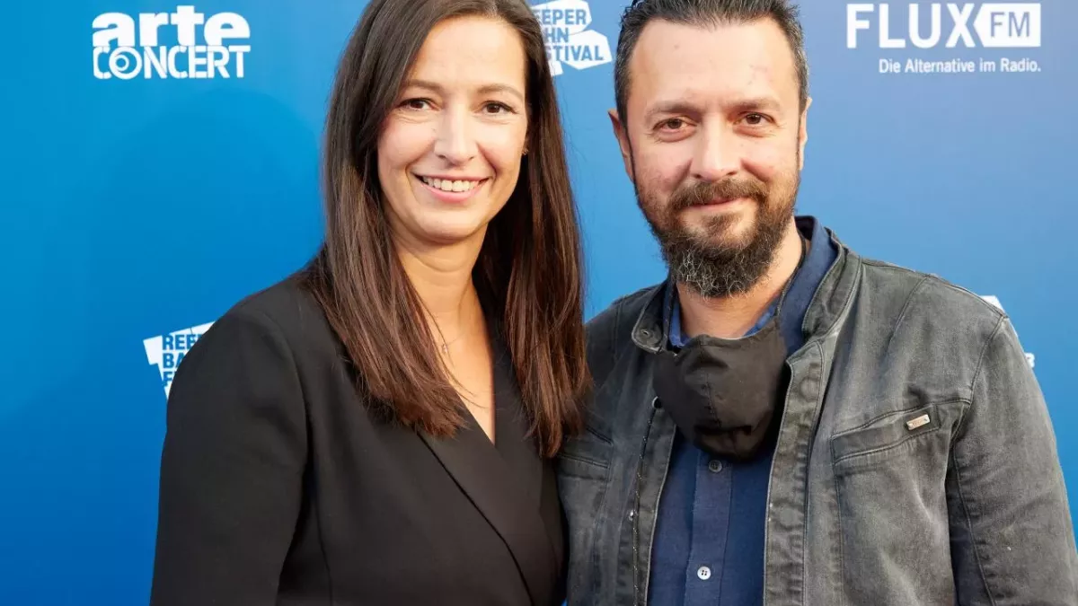 Pinar Atalay und ihr Ehemann auf dem Reeperbahn Festival 
