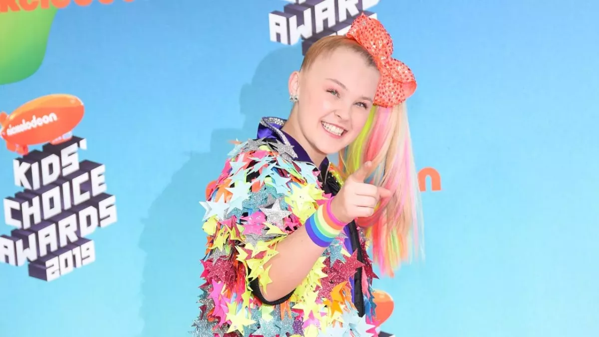 JoJo Siwa outet sich als bisexuell
