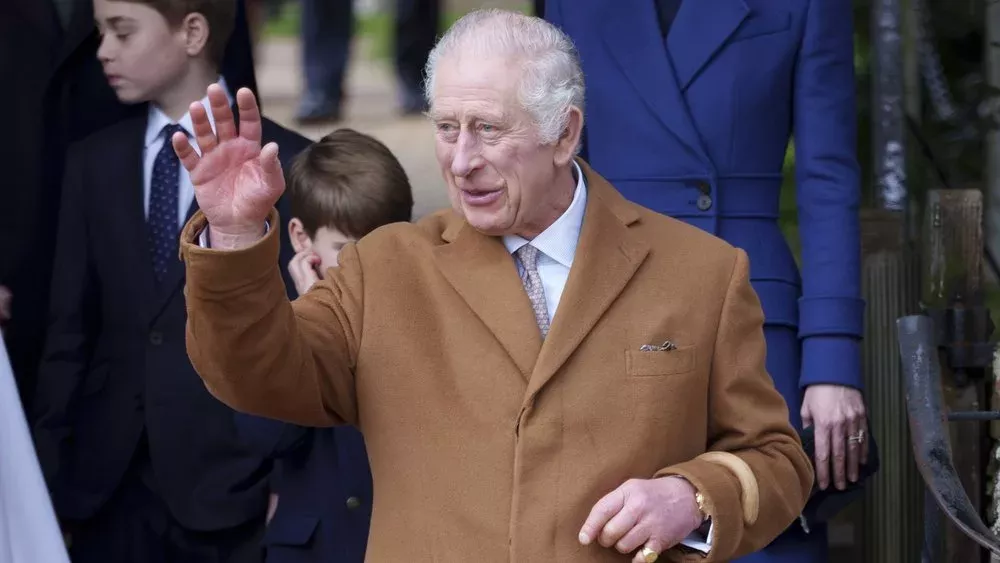 König Charles III. dankt in Weihnachtsansprache allen Ehrenamtlichen