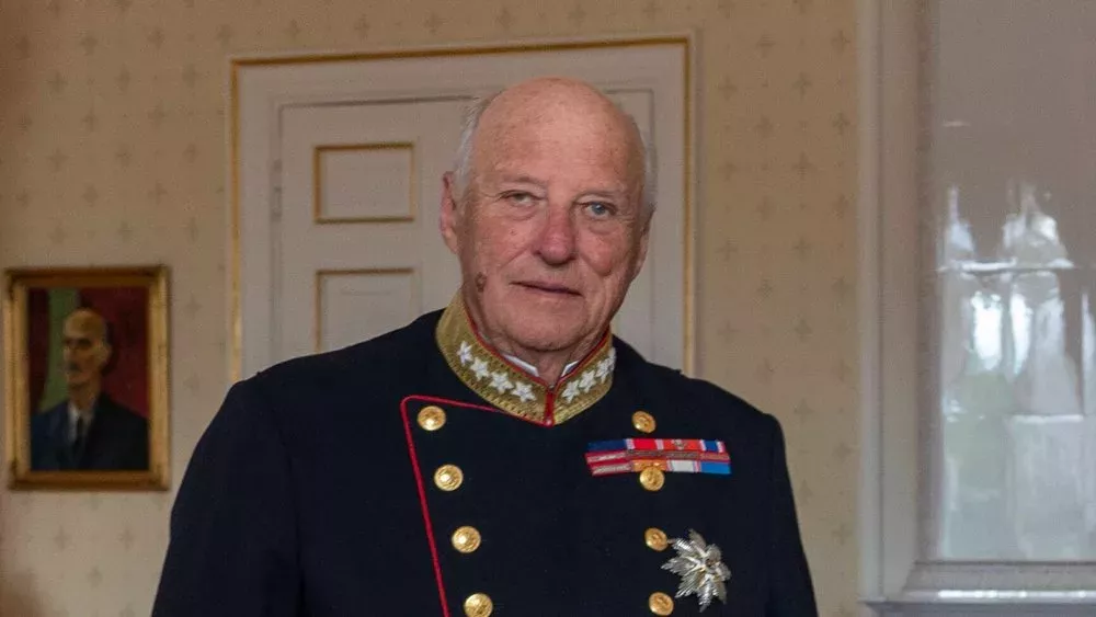 König Harald V. in malaysisches Krankenhaus eingeliefert