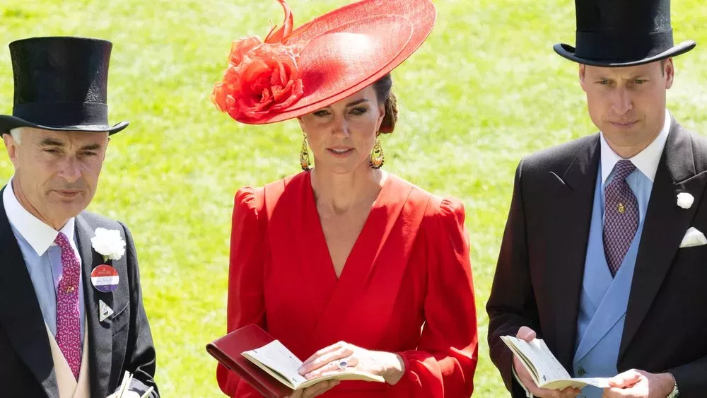 Mode-Regel von Queen Elizabeth II.: Prinzessin Kate sorgt für Aufsehen