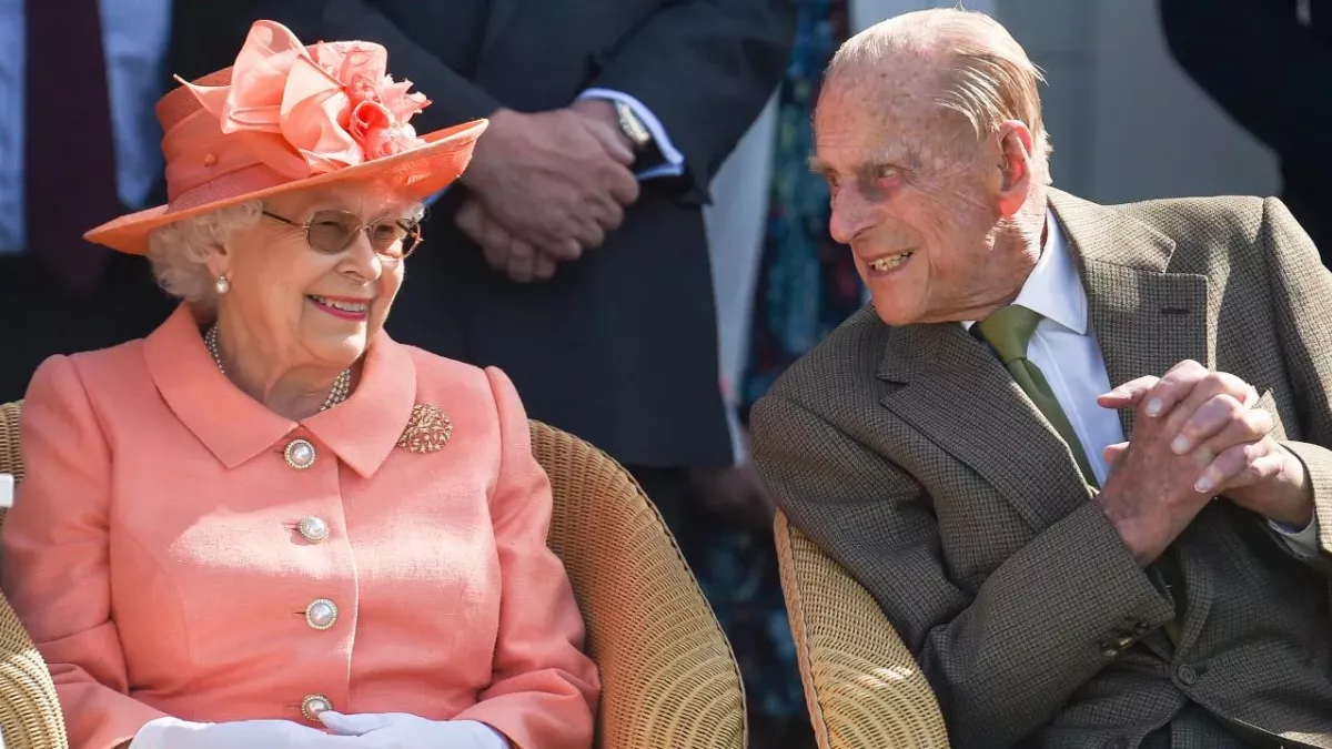 Die Queen und Prinz Philip sind während der Corona-Krise noch näher zusammengerückt