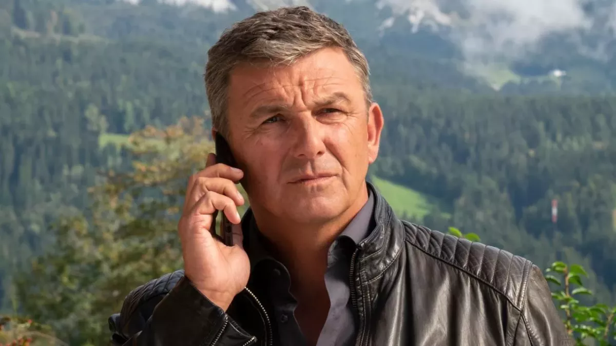 Bekommt Hans Sigl als Bergdoktor etwa bald musikalische Unterstützung?