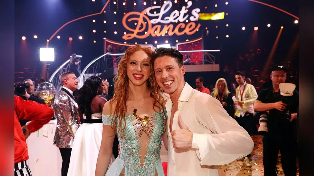 "Let's Dance"-Weihnachtsshow: Diese Promis tanzen wieder