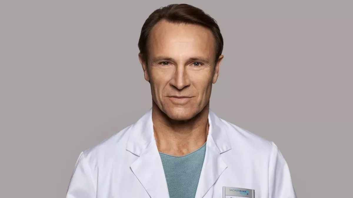 Verlässt Berhard Bettermann "In aller Freundschaft" etwa schon früher als gedacht?