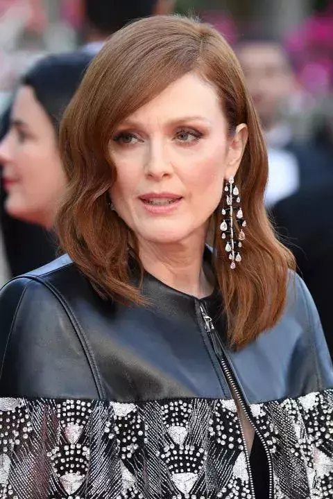 Julianne Moore mit ein paar grauen Haaren