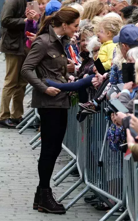 Kate Middleton in einem legeren Outfit @Gettyimages